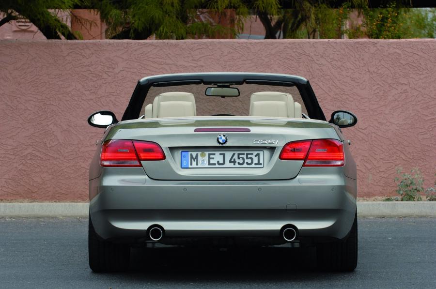  BMW 3-Series Convertible 2007 года  (фото 105 из 239)
